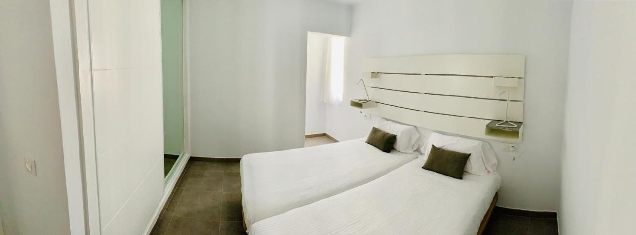 Apartamentos Zalabar Tías Exterior foto